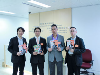 Charles Mok Submits Nomination Form for 2012 Legislative Council Information Technology Sector Election: Photo with ITVoice 2012 members