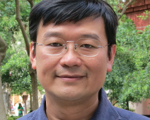 Photo of Prof Ron Hui